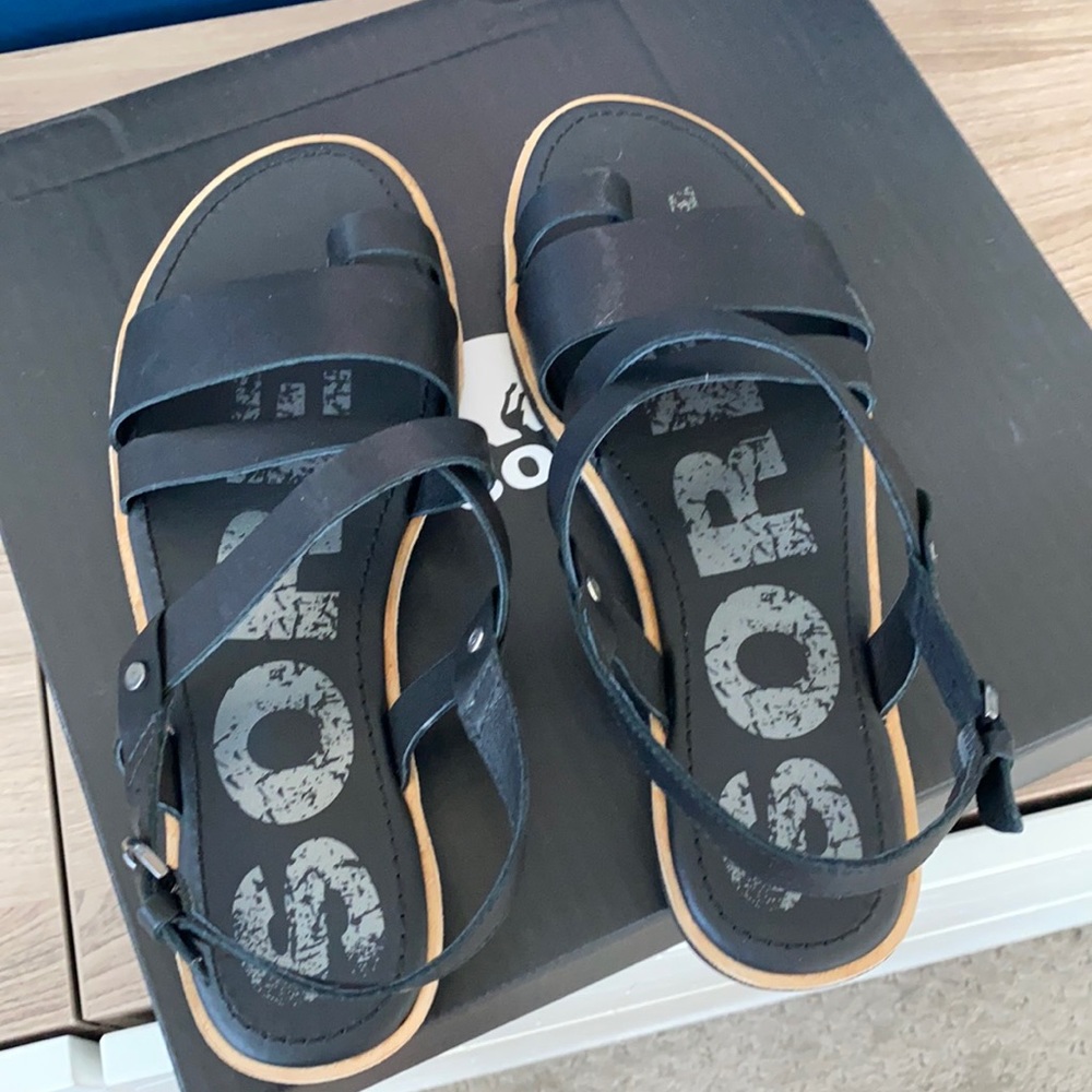 Black Sorel Ella Crisscross sandal